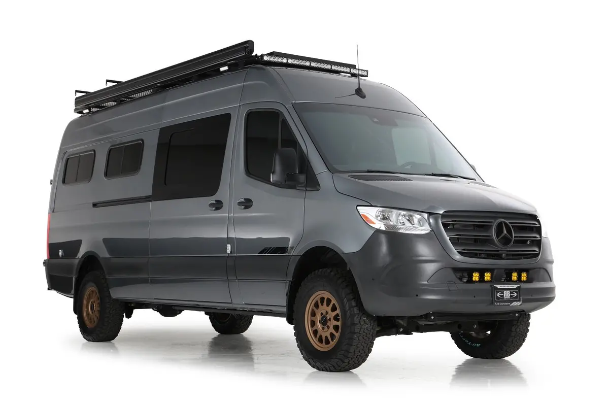 Rb Touring Van Nr - 170 4X4 1