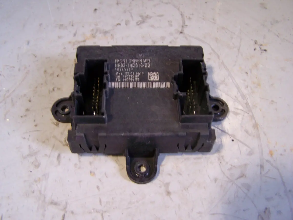 Discovery Sport Door Module Ecu Off Side Front Hk83-14D618-Bb L550 2014 To 2019 1