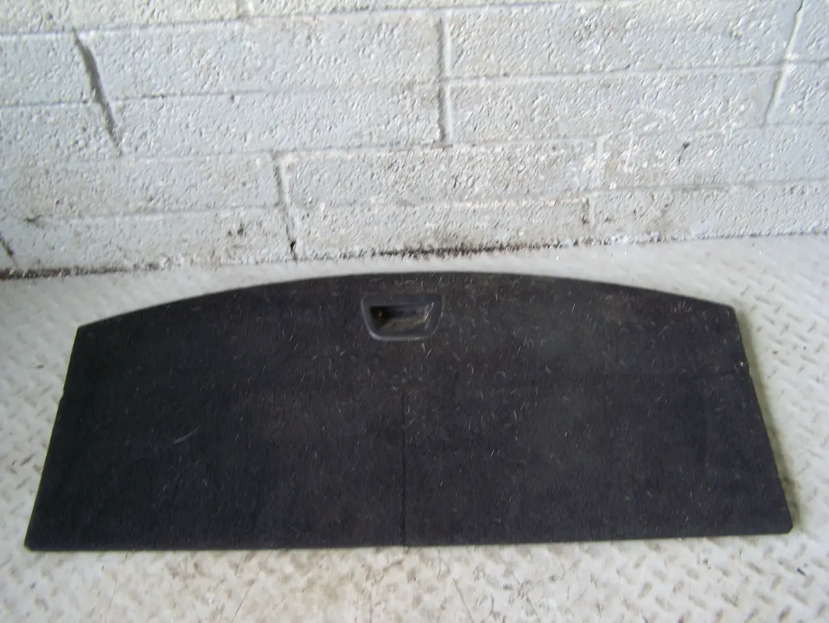 Discovery Sport Boot Floor Carpet In Ebony Black L550 Land Rover 2014 To 2019 1