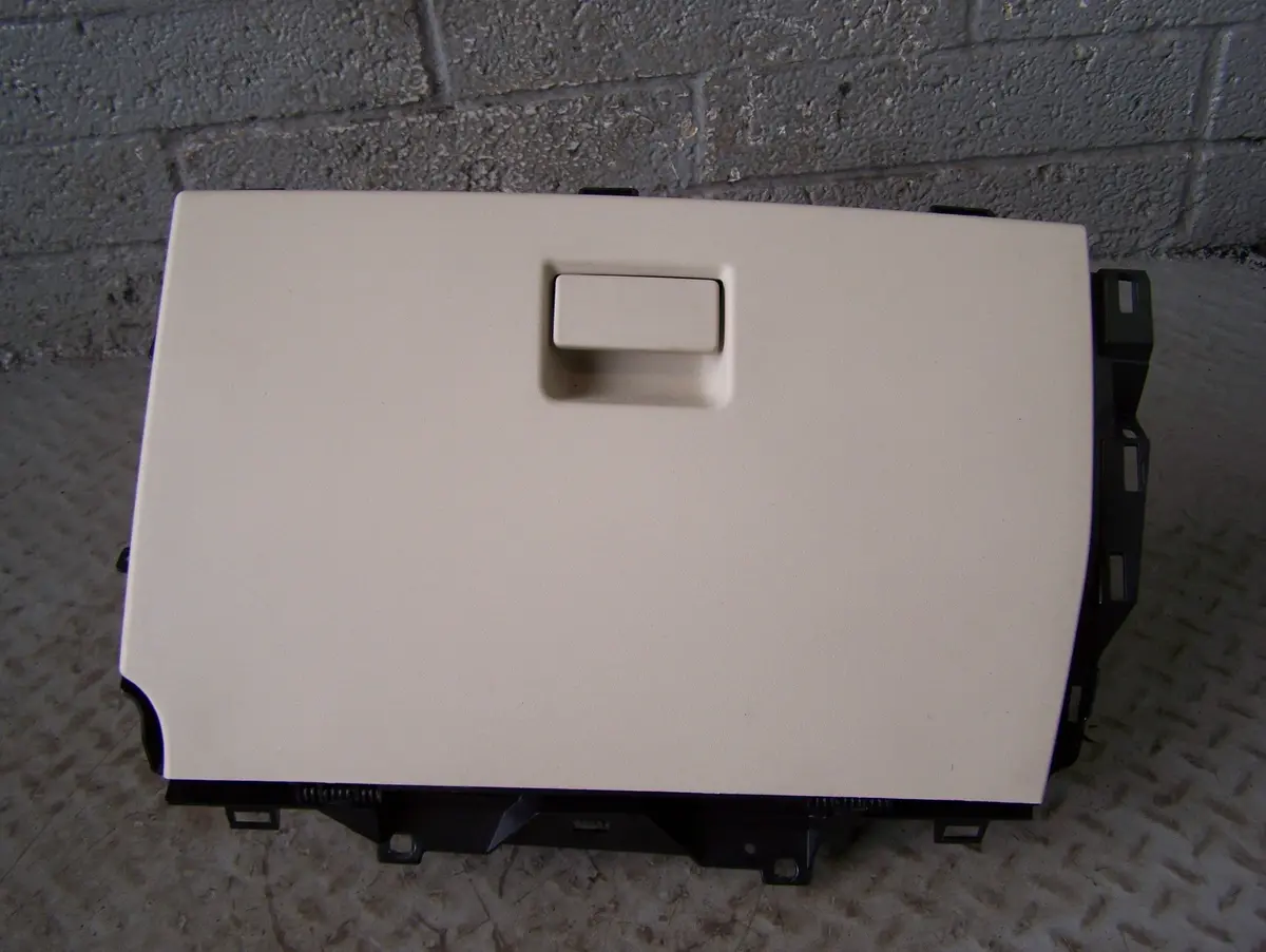 Discovery Sport Glove Box 12D-1875-Rax Cirrus L550 Land Rover 2014 To 2019 1