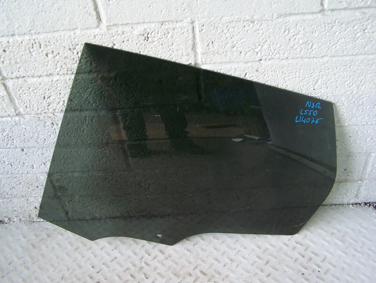 Discovery Sport Rear Window Glass Near Side Left L550 Land Rover 2014 To 2019 1
