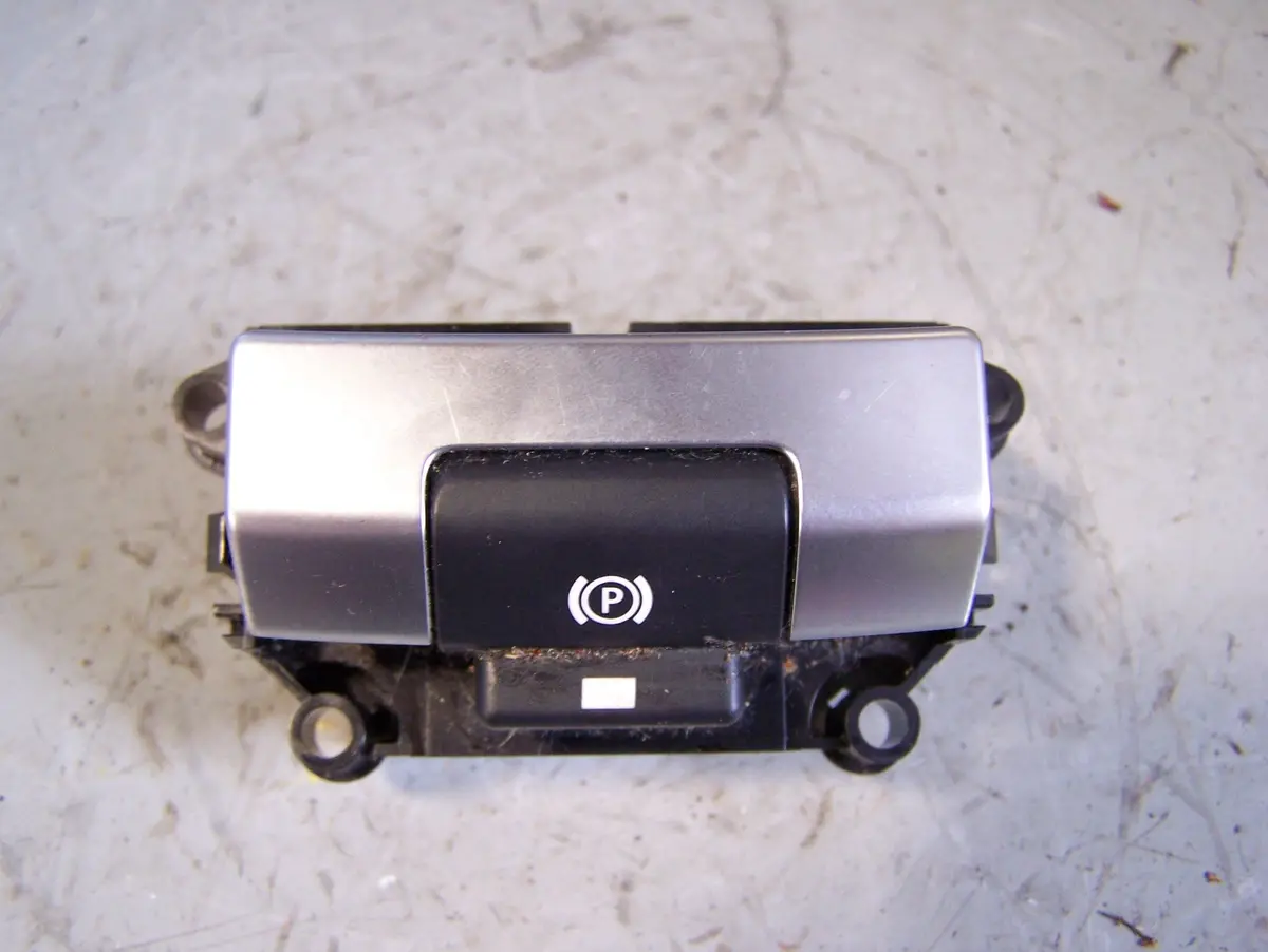 Discovery Sport Parking Brake Switch Fk72-2B623-Aa L550 Land Rover 2014 To 2019 1