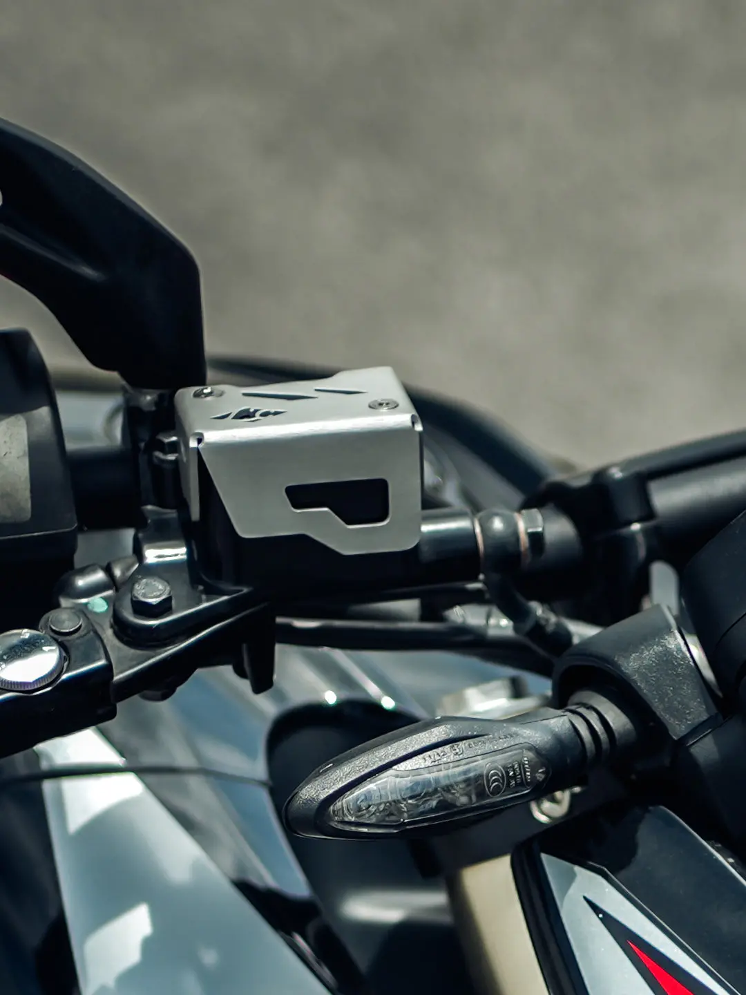 Legundary Bajaj Pulsar Ns400z Tricorn Front Oil Cap 1