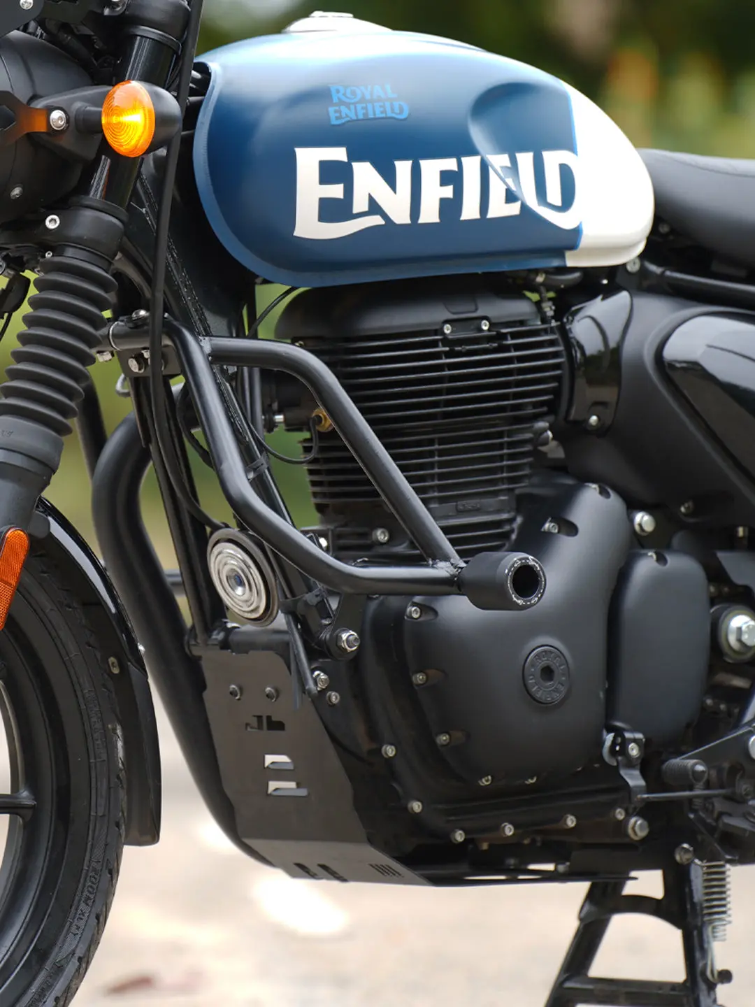 Legundary Hunter Hector Crash Guard 1