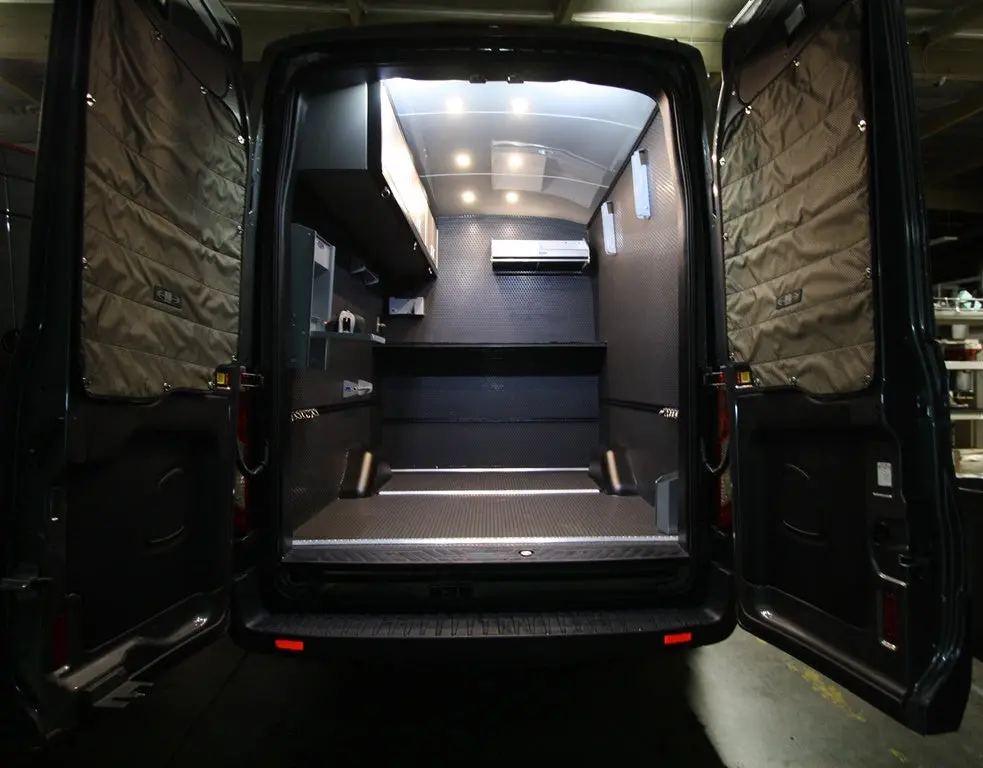 Ford Transit Moto Van 01 1