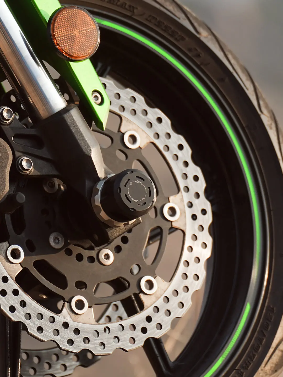 Legundary Kawasaki Versys 650 Rotex Front Wheel Slider 1