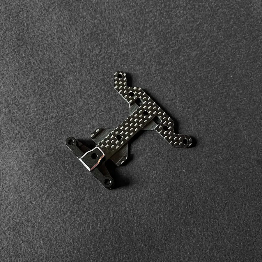 Team Ad Ad-X Shark Rear Gearbox Adapter 1