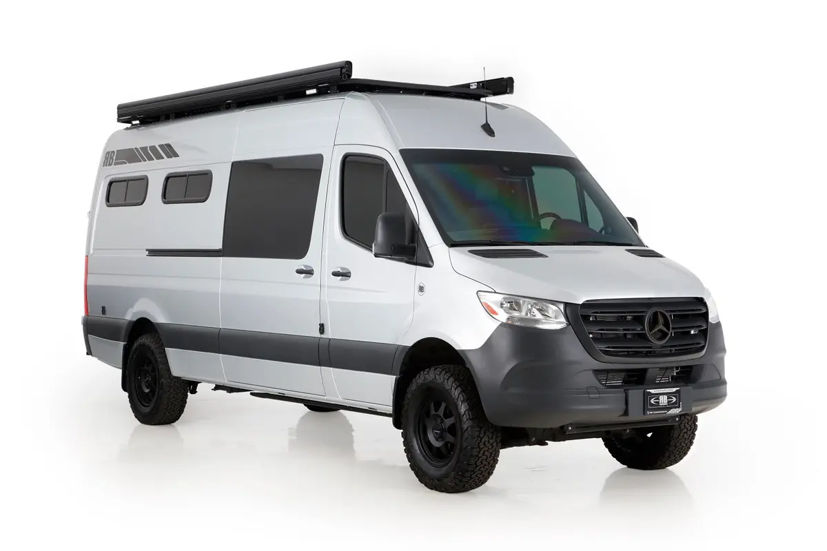 Rb Touring Van Cfa - 170 2500 4X4 1