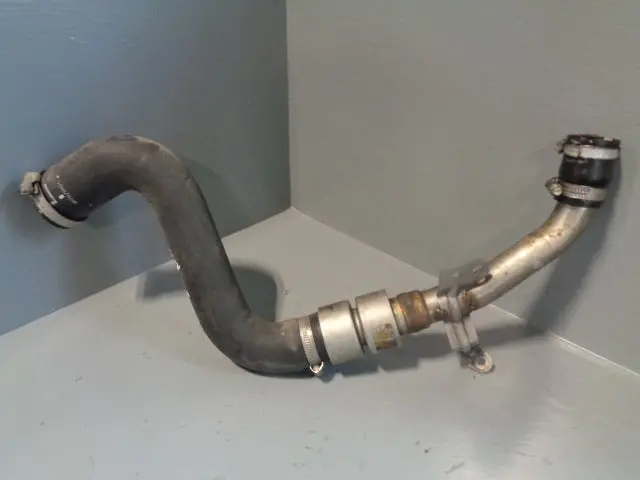 Range Rover Turbo Intercooler Pipe Off Side Right L322 3.6 Tdv8 2006 To 2010 1