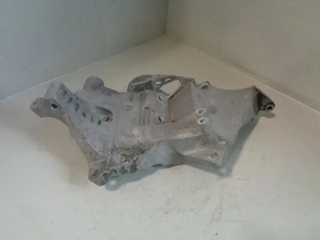 Range Rover Sport Alternator Mounting Bracket With Ace Ah32-10239 3.0 Tdv6 1
