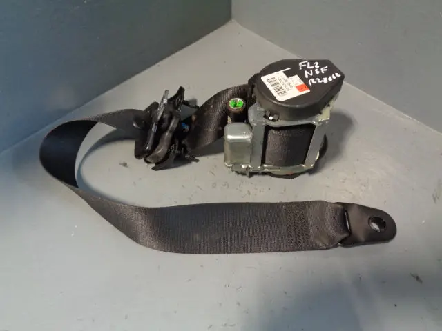 Freelander 2 Seat Belt In Black Near Side Front Land Rover 2006 To 2011 Type 1 1
