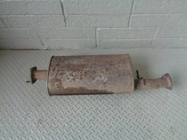 Discovery 2 Exhaust Centre Silencer Middle Section Land Rover Wde100590 1