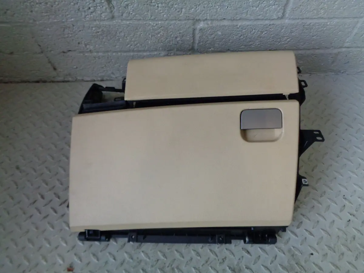 Range Rover Sport Glove Box Complete Upper And Lower Beige 2005 To 2009 1