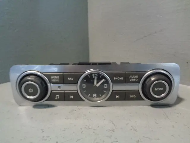 Range Rover Sport Radio Stereo Control Panel And Clock Ah22-18C858-Bf 1