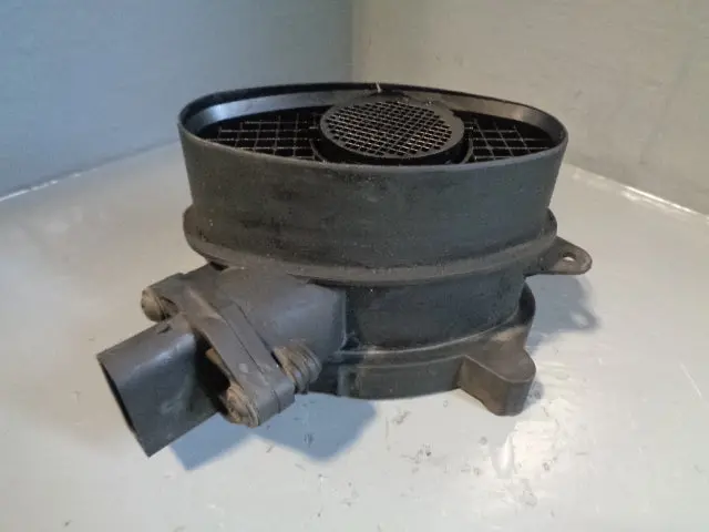 Range Rover L322 Td6 Mass Air Flow Meter Mhk000280 Maf Sensor 2002 To 2006 1