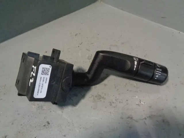 Freelander 2 Wiper Stalk Control Switch 6G9n-3F973-Ha Land Rover 2006 To 2011 1