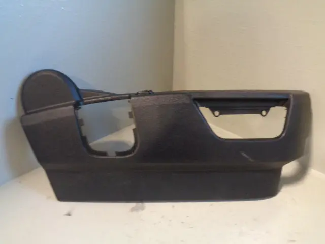 Range Rover Sport Off Side Front Seat Valance Trim In Black L320 2005 To 2009 1