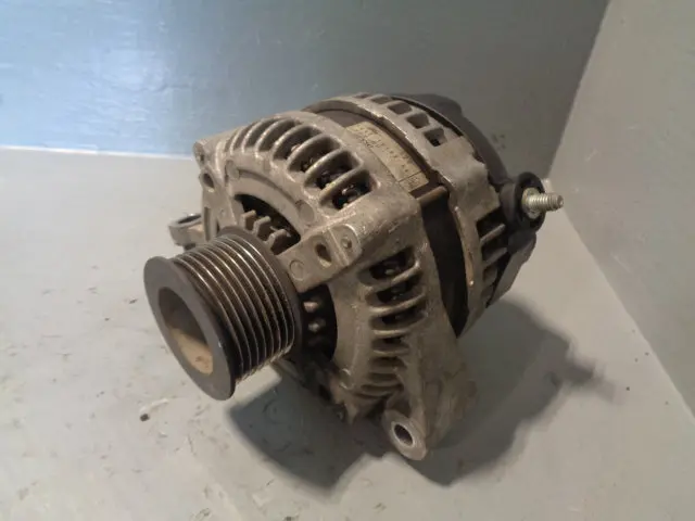 Range Rover Alternator L322 3.6 Tdv8 7H42-10300-Ac Denso 2006 To 2009 Xxx 1