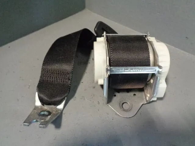 Freelander 2 Seat Belt Near Side Rear Black Land Rover 2006 To 2011 1