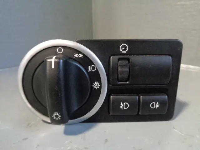 Range Rover L322 Headlight Fog Lamp Switch Yud501380puy 2005 To 2013 1