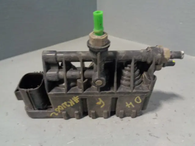 Front Suspension Valve Block Rvh000095 Discovery 3 4 Range Rover Sport 1