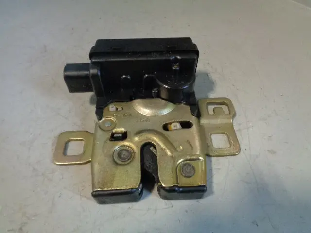 Range Rover Sport L320 Upper Tailgate Glass Lock Actuator Solenoid Fqr500140 1