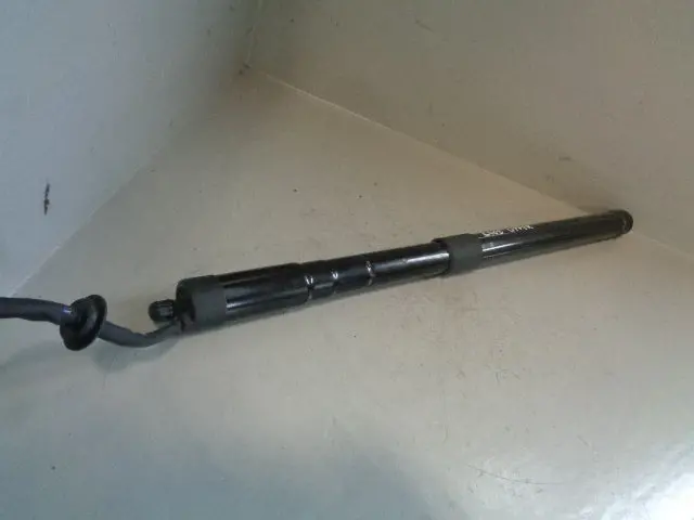 Range Rover L405 Electric Upper Tailgate Boot Actuator Strut Cpla-70354-Ad X 1 2