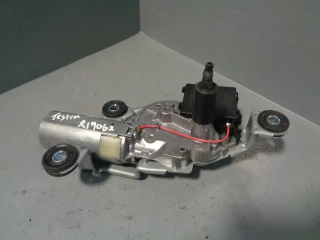 Range Rover L322 Rear Wiper Motor Dkd000030 Land Rover 2002 To 2010 1