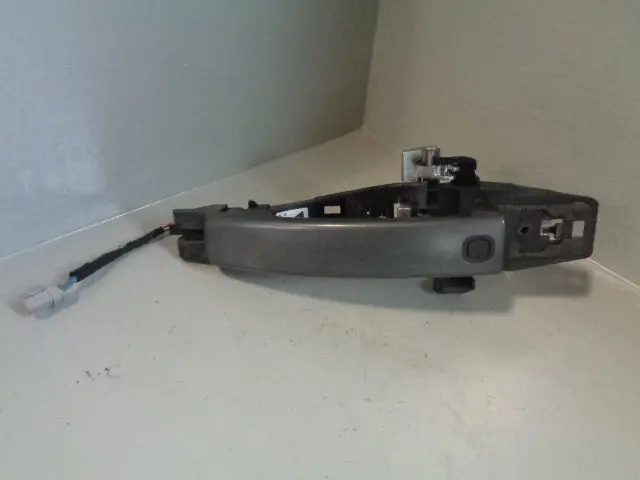 Range Rover Sport Door Handle Near Side Rear External Grey Keyless 2009 To 2013 1