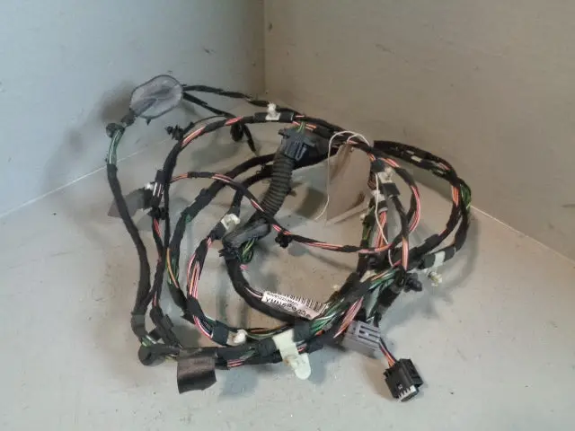 Range Rover Sport Tailgate Wiring Loom Ymn500330a L320 2005 To 2009 1