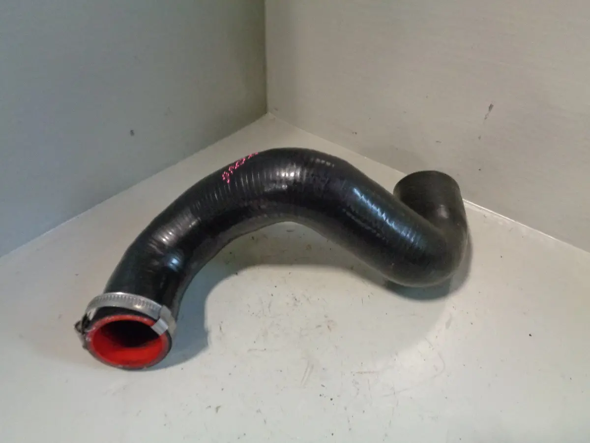Discovery 3 Turbo Intercooler Pipe 2.7 Tdv6 Land Rover Silicone Gravity 1