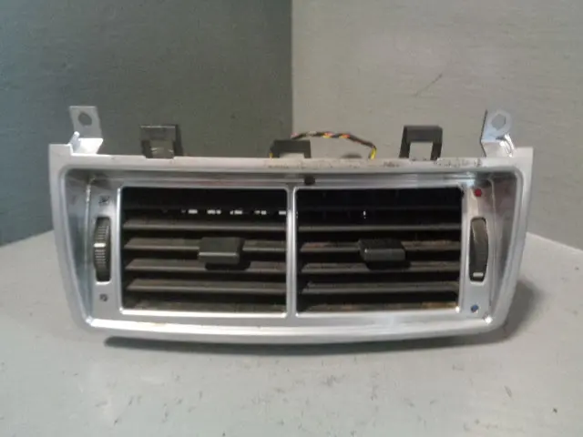Range Rover L322 Rear Centre Console Air Vents In Silver 2002 To 2006 1