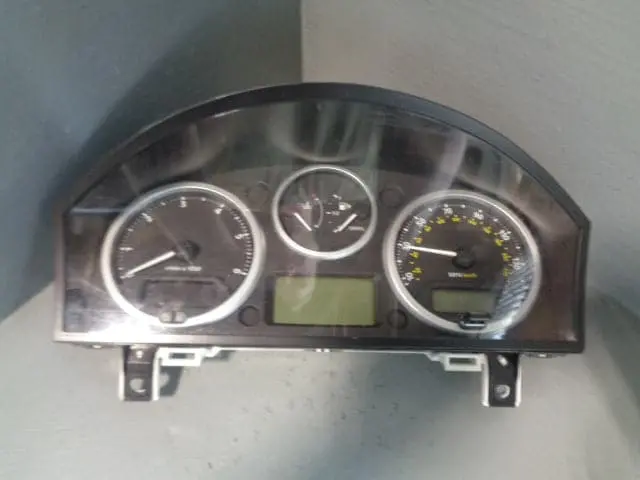 Discovery 3 Instrument Cluster Speedo Yac502070 Land Rover 2006 To 2009 1