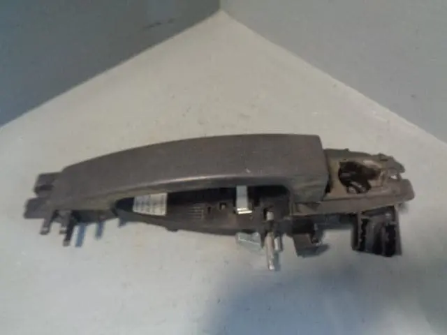 Discovery 3 Door Handle External Near Side Front Land Rover 2004 To 2009 1