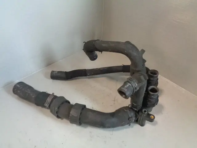 Range Rover Sport Water Coolant Pipes 6H4q-18C266-Ca 3.6 Tdv8 L320 1