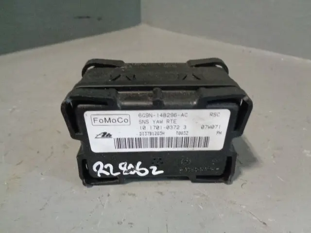 Freelander 2 Yaw Rate Sensor Land Rover 6G9n-14B296-Ac Land Rover 2006 To 2011 1