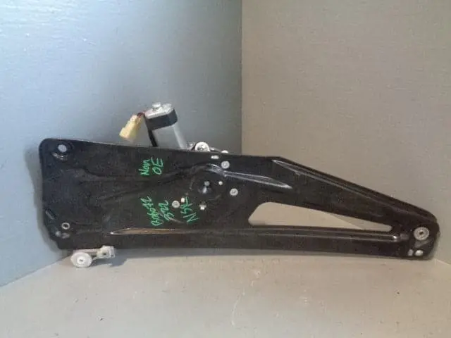 Range Rover L322 Window Regulator And Motor Near Side Rear 2002 To 2009 1