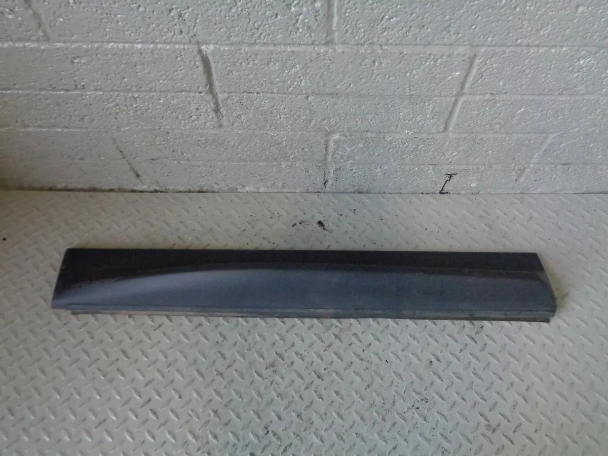 Range Rover Sport Door Moulding Trim Pod Near Side Front L320 2005 To 2013 1