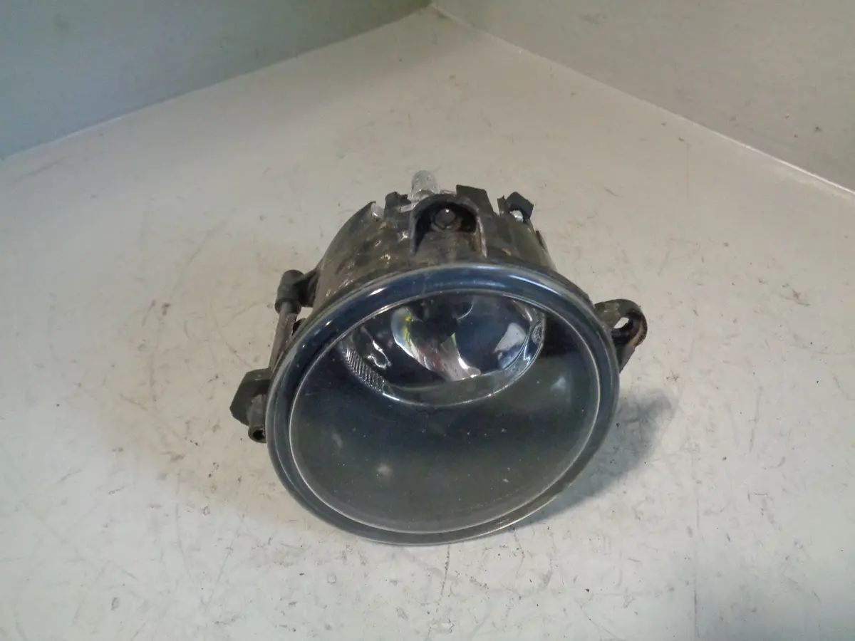 Discovery 3 Fog Light Assembly Near Side Front Land Rover 2004 To 2009 1