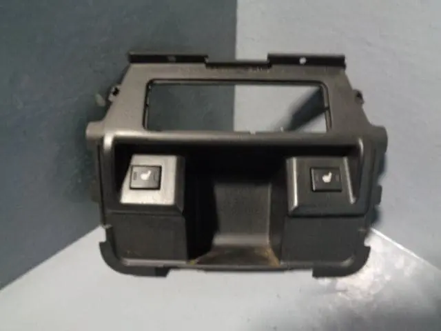 Fhm500060pvj Discovery 3 4 Centre Console Rear Heated Seat Switch Land Rover 1