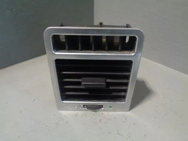 Range Rover L322 Air Vent Silver Near Side Jve000051 2002 To 2006 1
