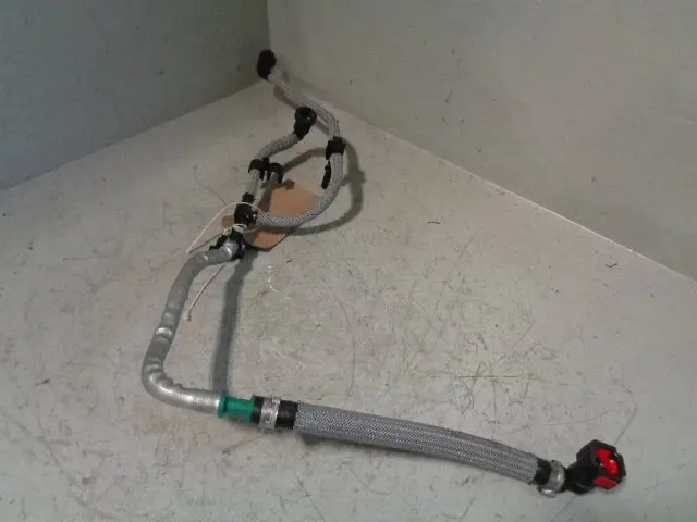 Range Rover L405 Fuel Pump And Return Pipe 3.0 Sdv6 2013 To 2017 1