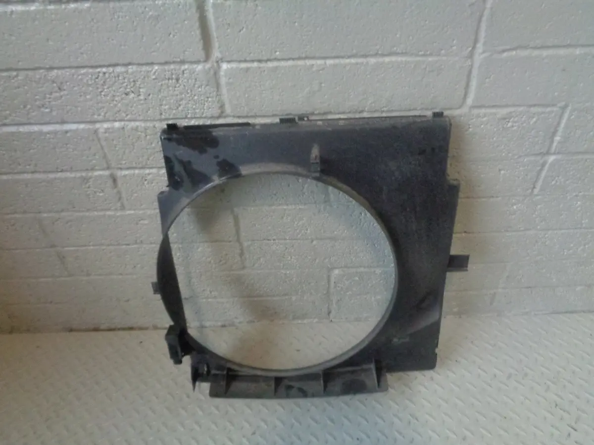 Range Rover L322 Radiator Fan Surround Pgk000020 Shroud Cowling 3.0 Td6 Xxx 1