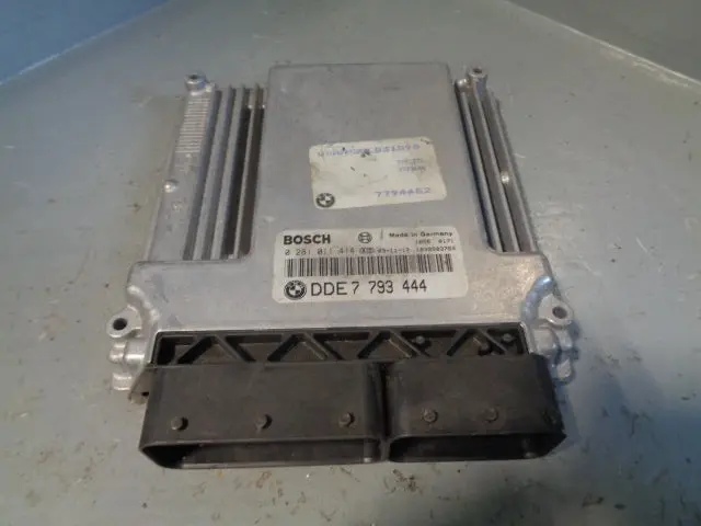 Freelander 1 Main Engine Control Ecu Dde 7 793 444 2.0 Td4 Land Rover 1