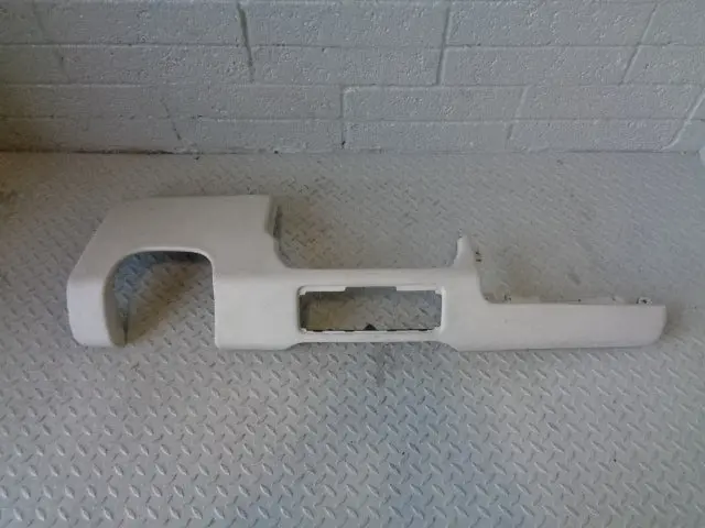 Range Rover L322 Dash Panel Lower Trim Surround In Ivory 2002 To 2006 1