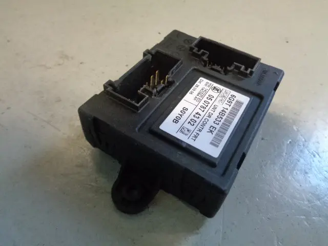 Freelander 2 Front Door Module Off Side Land Rover 6G9t 14B533 Ek 2006 To 2011 2