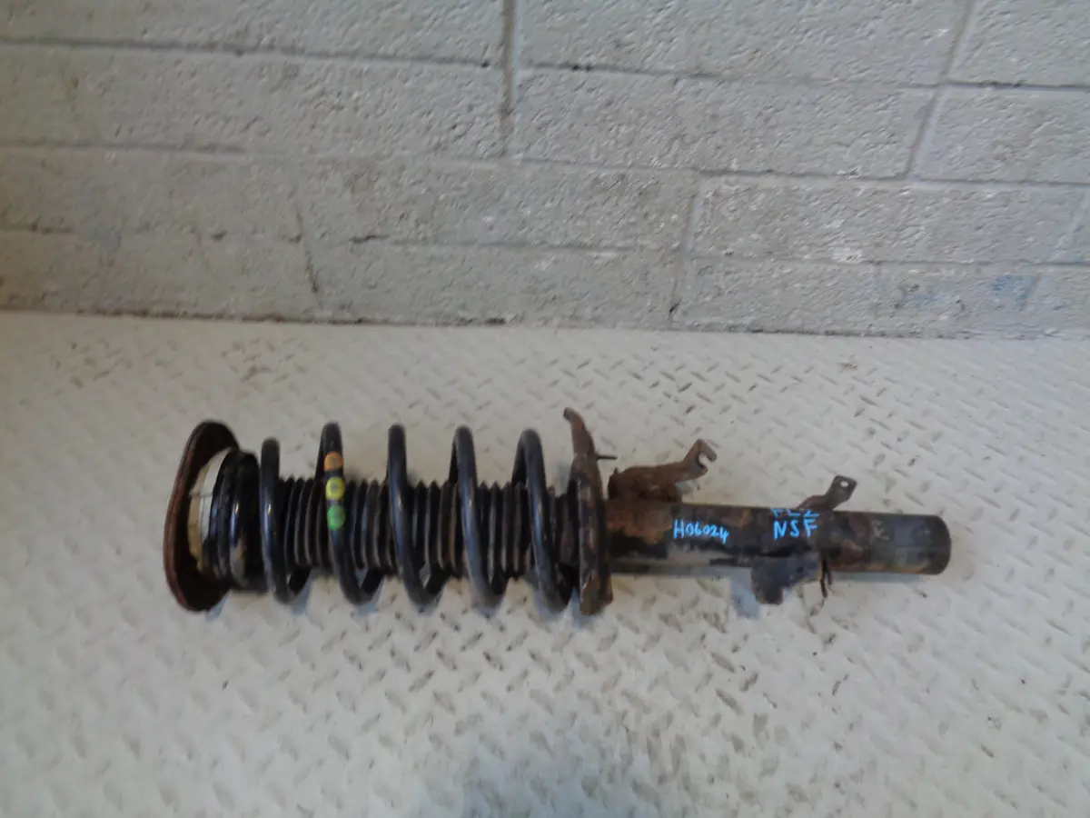 Freelander 2 Suspension Strut Shock Absorber Near Side Front Land Rover 2.2 Td4 1