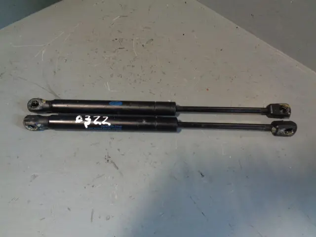 Range Rover Bonnet Lift Struts Gas Pair Of L322 2002 To 2009 Land Rover 1