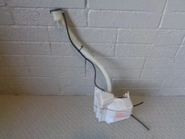 Range Rover L322 Windscreen Washer Bottle Pumps Neck 2002 To 2006 1