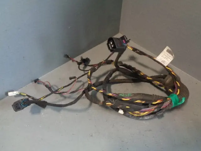Range Rover Door Wiring Loom Harness Near Side Rear L322 Ymm502280 1